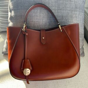 Dooney & Bourke Alto Camilla Saddle Brown Italian Leather handbag crossbody